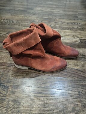 Antelope Cari X34 Rust Tobacco Suede Pull On Heeled Ankle Boot NWOT EU 40